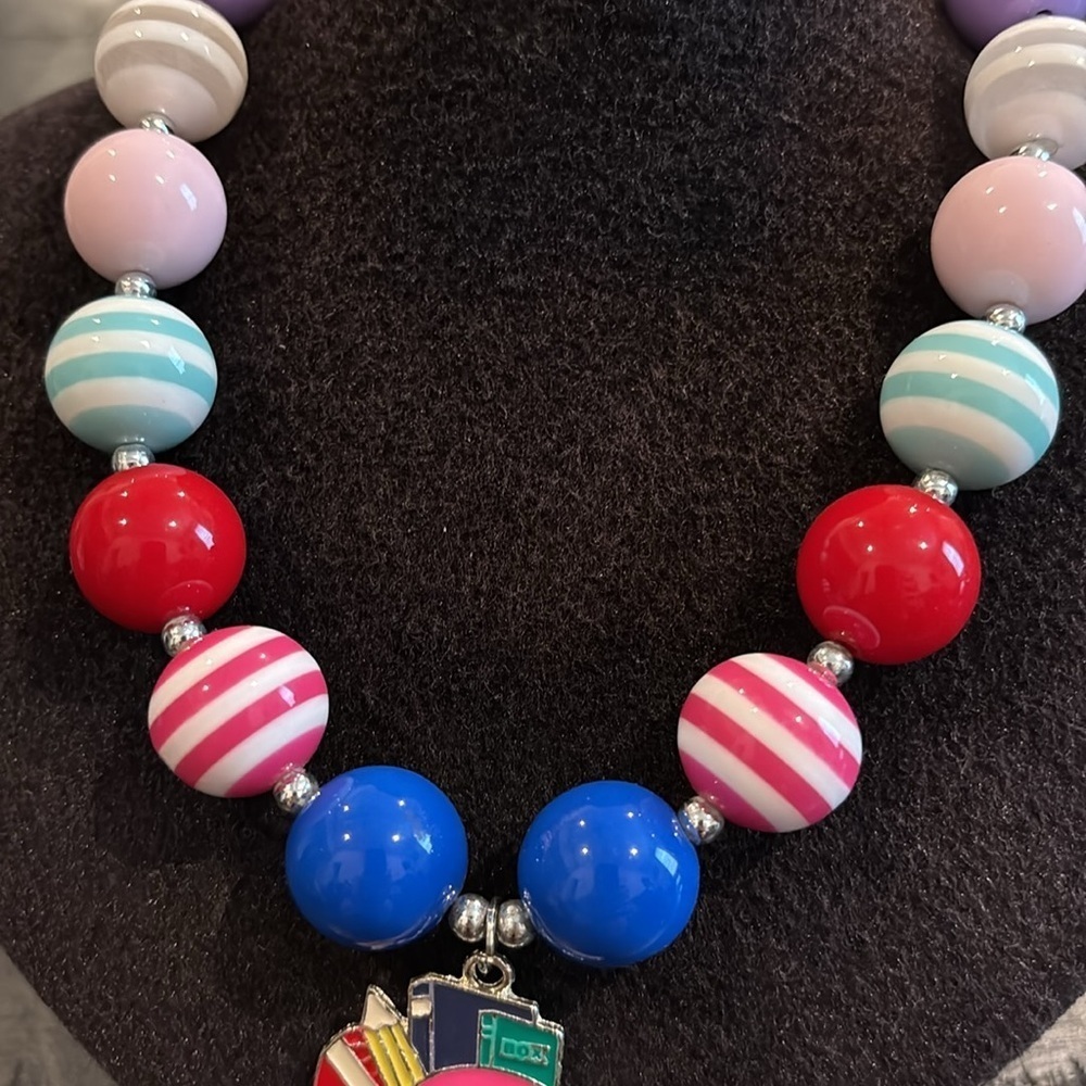 BACK TO SCHOOL BUBBLE GUM BEAD NECKLACE W/BACKPACK PENDANT - Picture 4 of 8